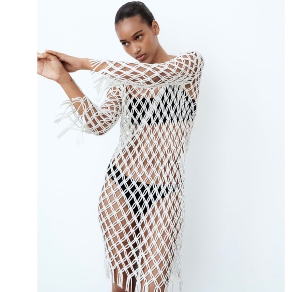 Zara Women's Black and White Swim Cover-Up Zara knit fisherman knot dress XS S